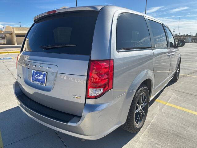 2018 Dodge Grand Caravan SE Plus