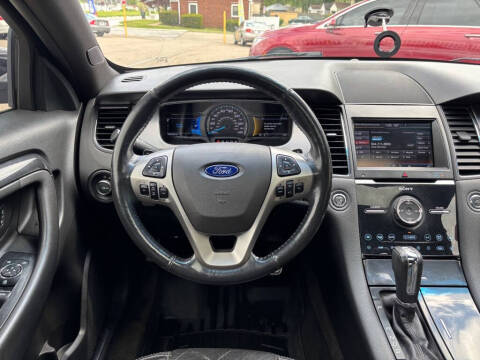 2013 Ford Taurus SHO