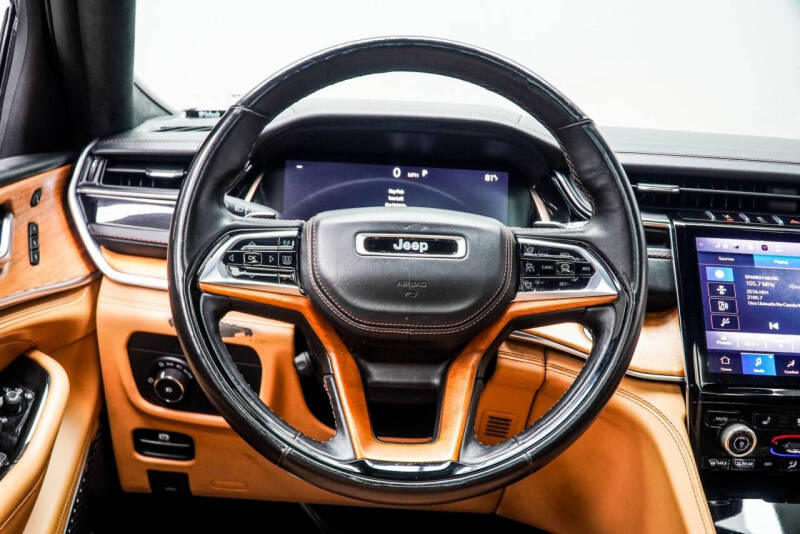 2022 Jeep Grand Cherokee Summit