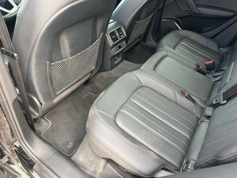 2019 Audi Q5 quattro Premium 45 TFSI