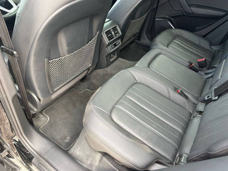 2019 Audi Q5 quattro Premium 45 TFSI