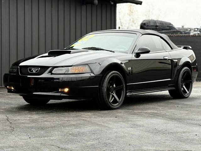 2002 Ford Mustang GT Deluxe