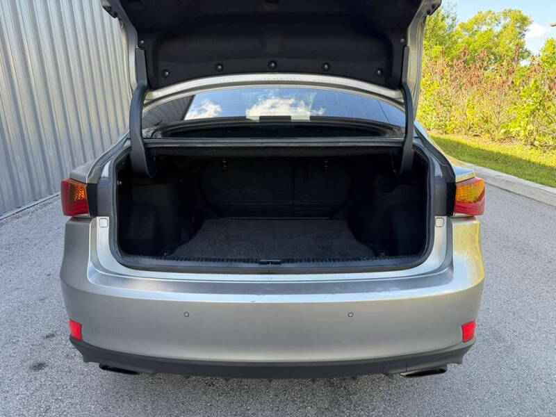 2018 Lexus IS 300