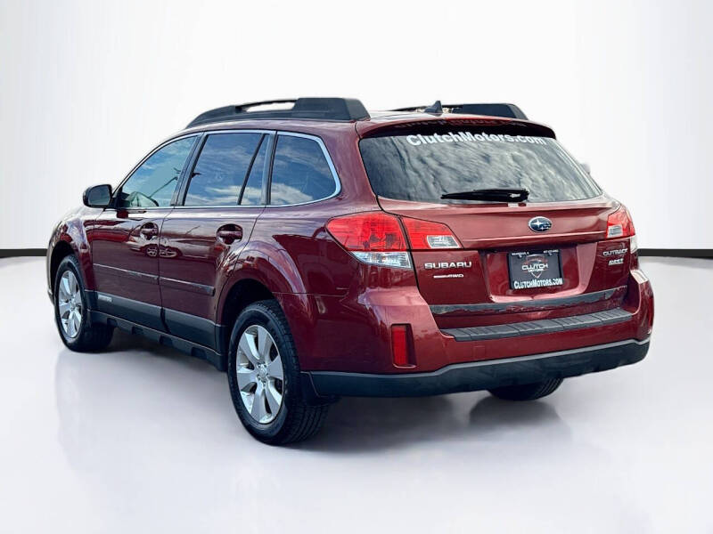 2011 Subaru Outback 2.5i Limited