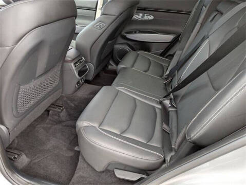 2023 Genesis GV70 2.5T Standard