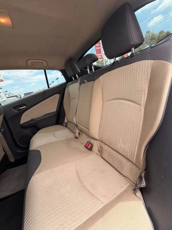 2016 Toyota Prius Two