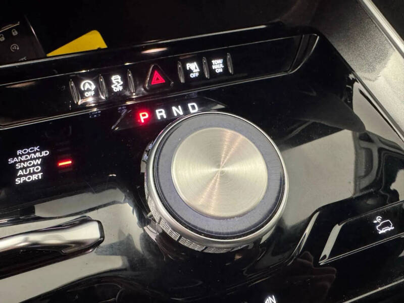 2024 Jeep Wagoneer L