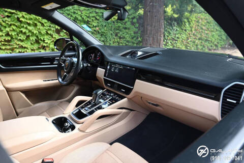 2019 Porsche Cayenne S