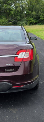 2011 Ford Taurus SEL