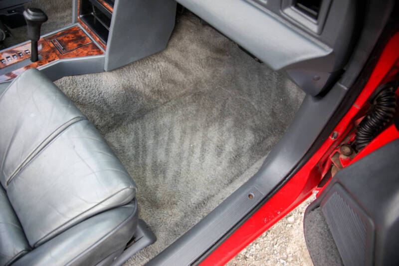 1988 Chrysler Le Baron Premium