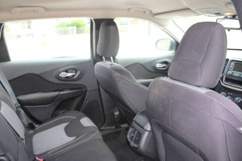 2014 Jeep Cherokee Sport