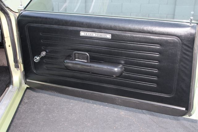 1968 Ford Torino 17
