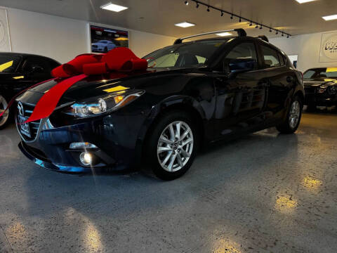 2016 Mazda MAZDA3 i Touring