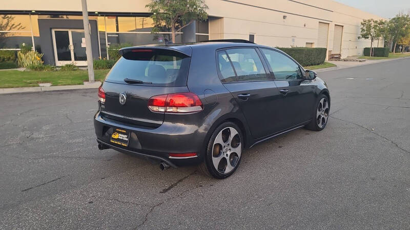 2011 Volkswagen GTI Base PZEV