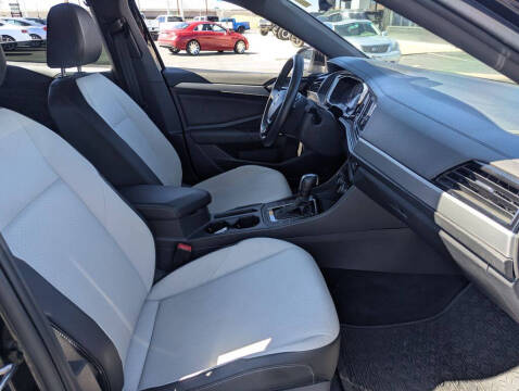 2020 Volkswagen Jetta R-Line