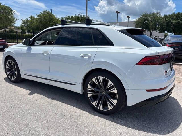 2024 Audi Q8 3