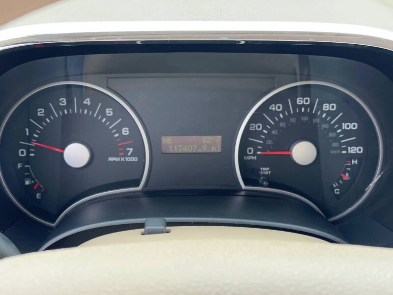 2006 Ford Explorer XLS