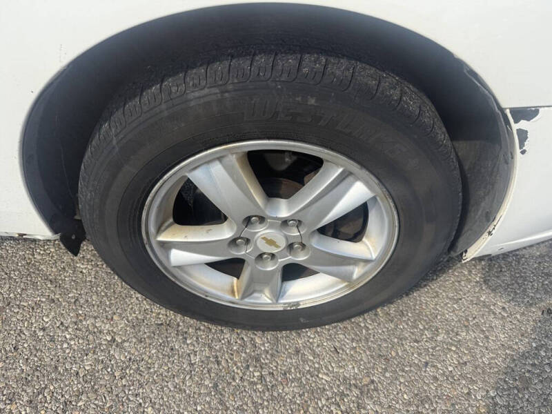 2005 Chevrolet Malibu Maxx LS