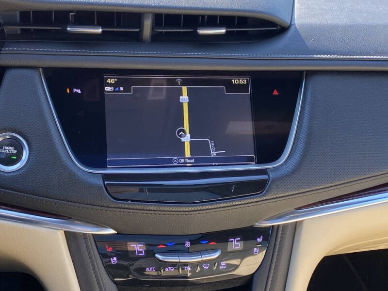 2018 Cadillac XT5 Premium Luxury