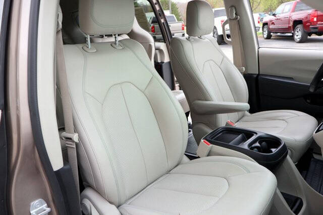 2018 Chrysler Pacifica Hybrid Touring L