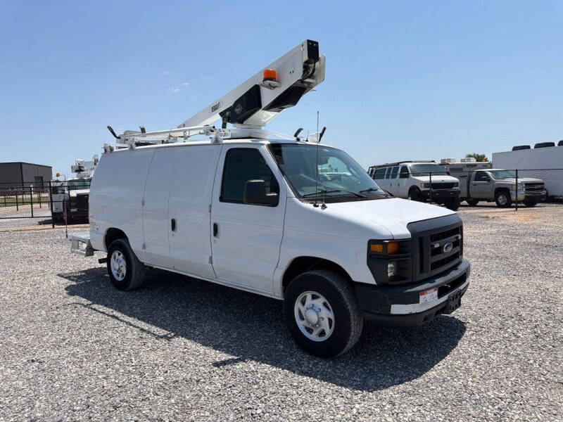 2013 Ford E-Series E-350 SD