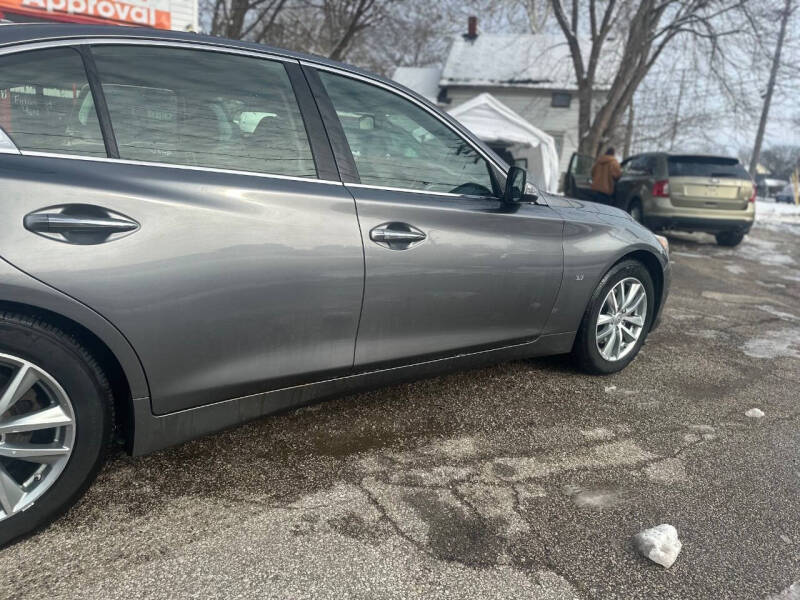 2014 Infiniti Q50 Premium