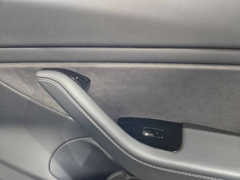 2018 Tesla Model 3 Mid Range