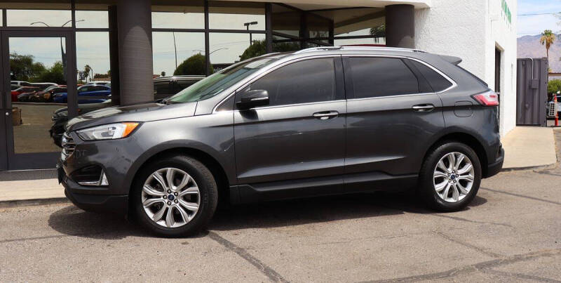 2020 Ford Edge Titanium