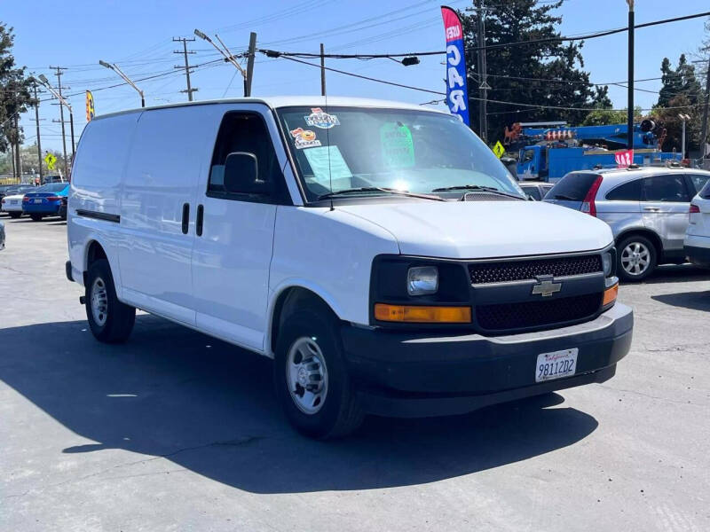 2017 Chevrolet Express 2500