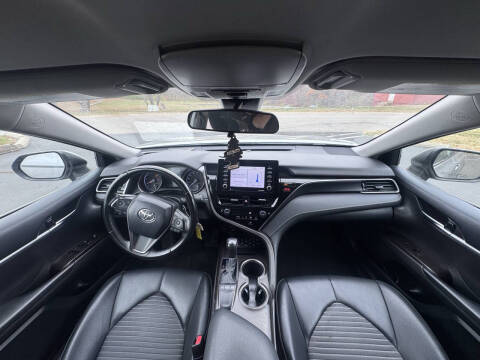 2022 Toyota Camry SE