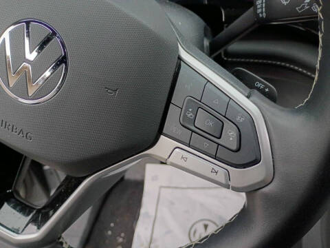 2025 Volkswagen Atlas Cross Sport SE 4Motion