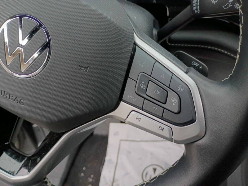 2025 Volkswagen Atlas Cross Sport SE 4Motion