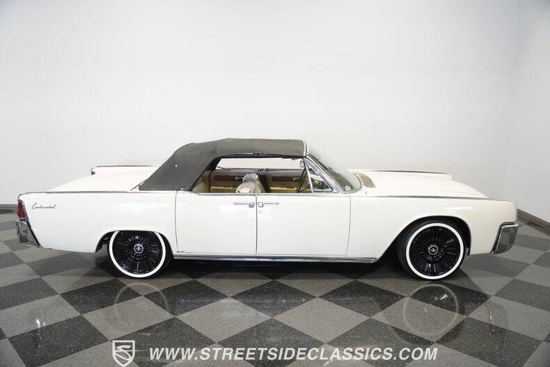 1962 Lincoln Continental