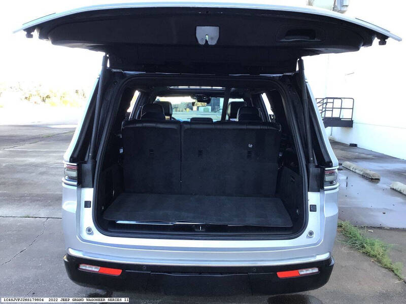 2022 Jeep Grand Wagoneer Series II