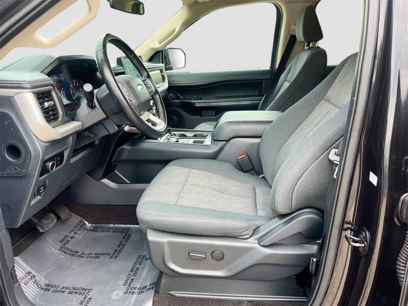 2023 Ford Expedition XLT