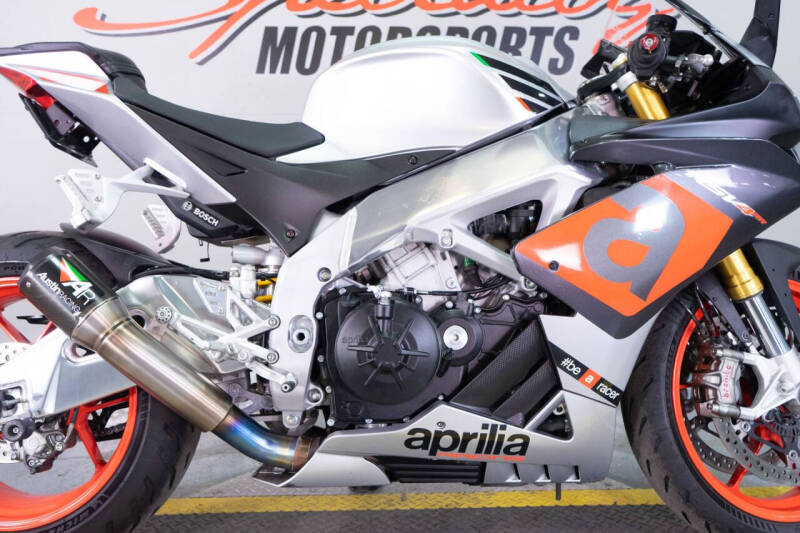 2017 Aprilia RSV4