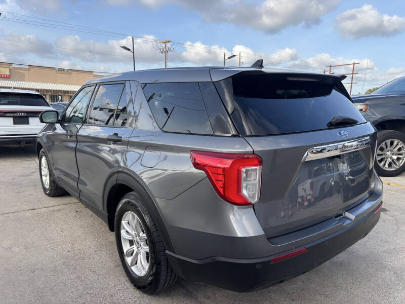 2021 Ford Explorer