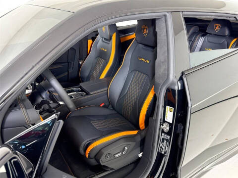 2024 Lamborghini Urus S