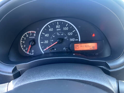 2015 Nissan Versa 1.6 S Plus