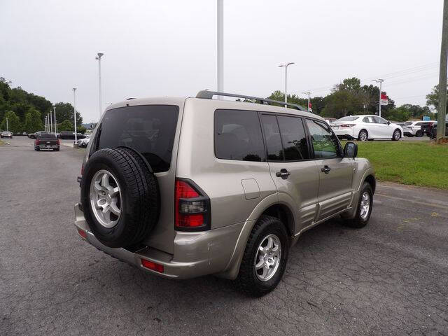 2002 Mitsubishi Montero XLS