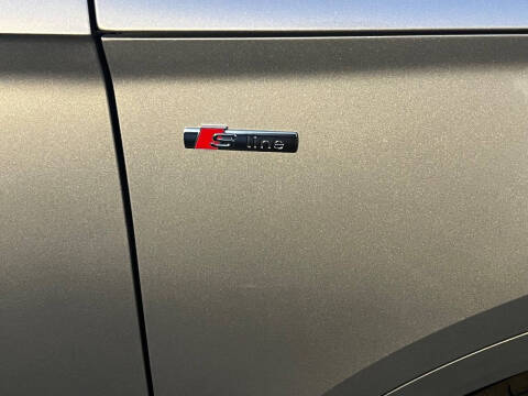 2025 Audi Q5 quattro S line Prem Plus 45 TFSI