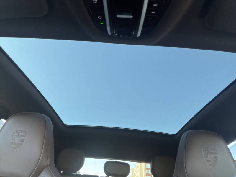 2021 Porsche Cayenne Coupe