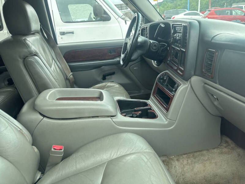 2003 GMC Yukon
