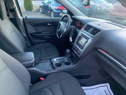 2016 GMC Acadia SLE-2