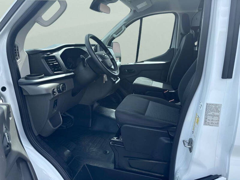2025 Ford Transit