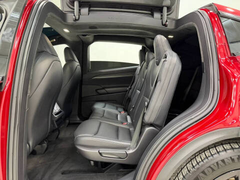 2023 Tesla Model X Standard Range