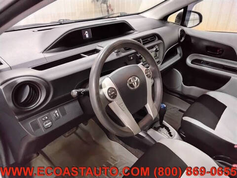 2014 Toyota Prius c Three
