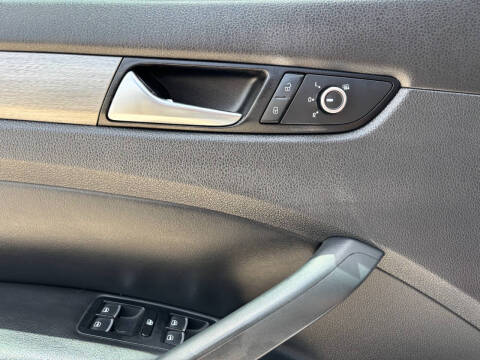 2014 Volkswagen Passat 2.0L TDI SE