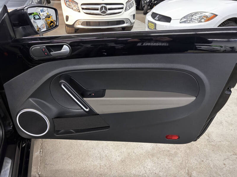 2012 Volkswagen Beetle Convertible