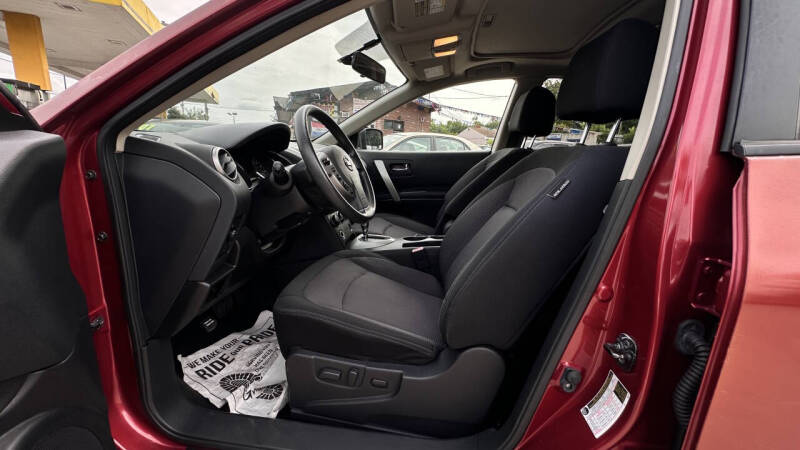 2011 Nissan Rogue SV